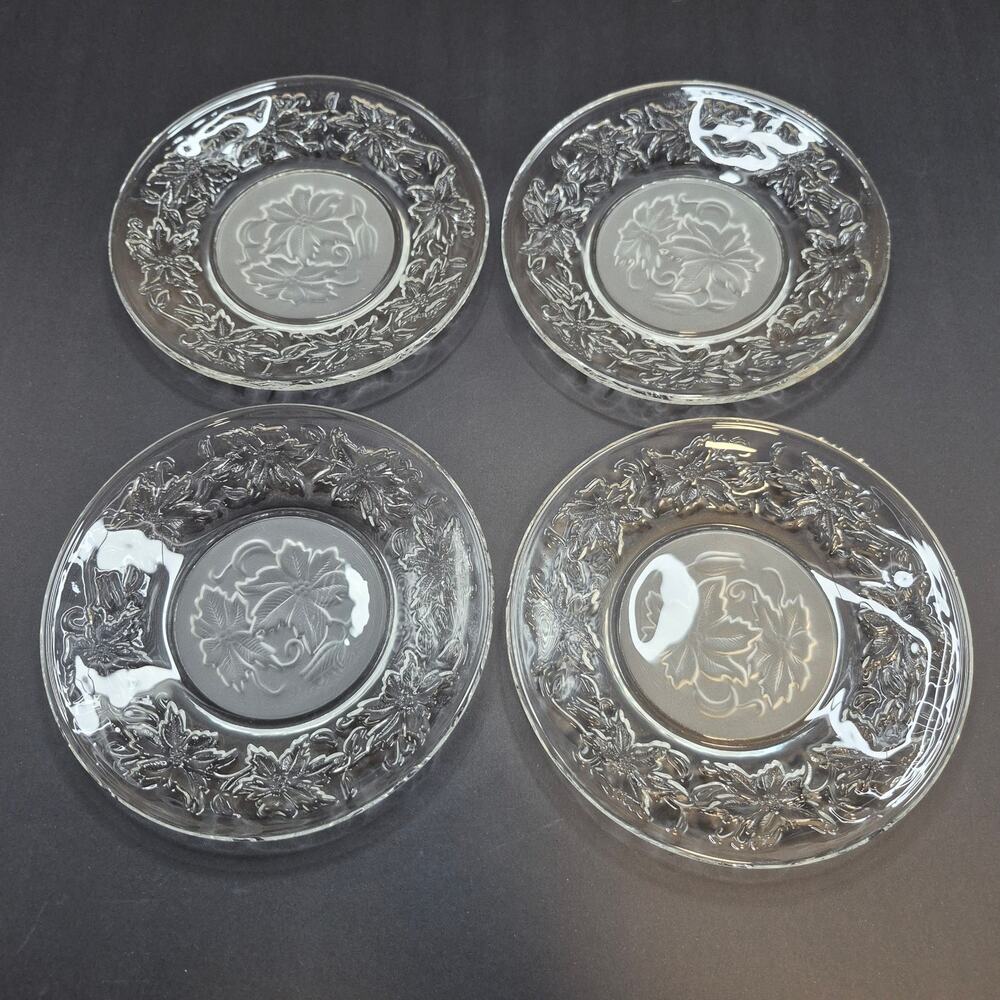 Set of 4 Princess House Fantasia 6-inch Bread Plates Frosted Center
